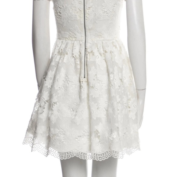 Alice + Olivia Karen Lace Mini Dress size 8 - Picture 3 of 11